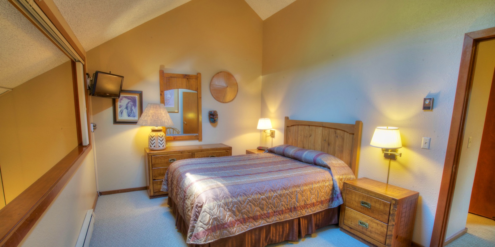 Timeshare Rental Master bedroom in 2 bedroom unit